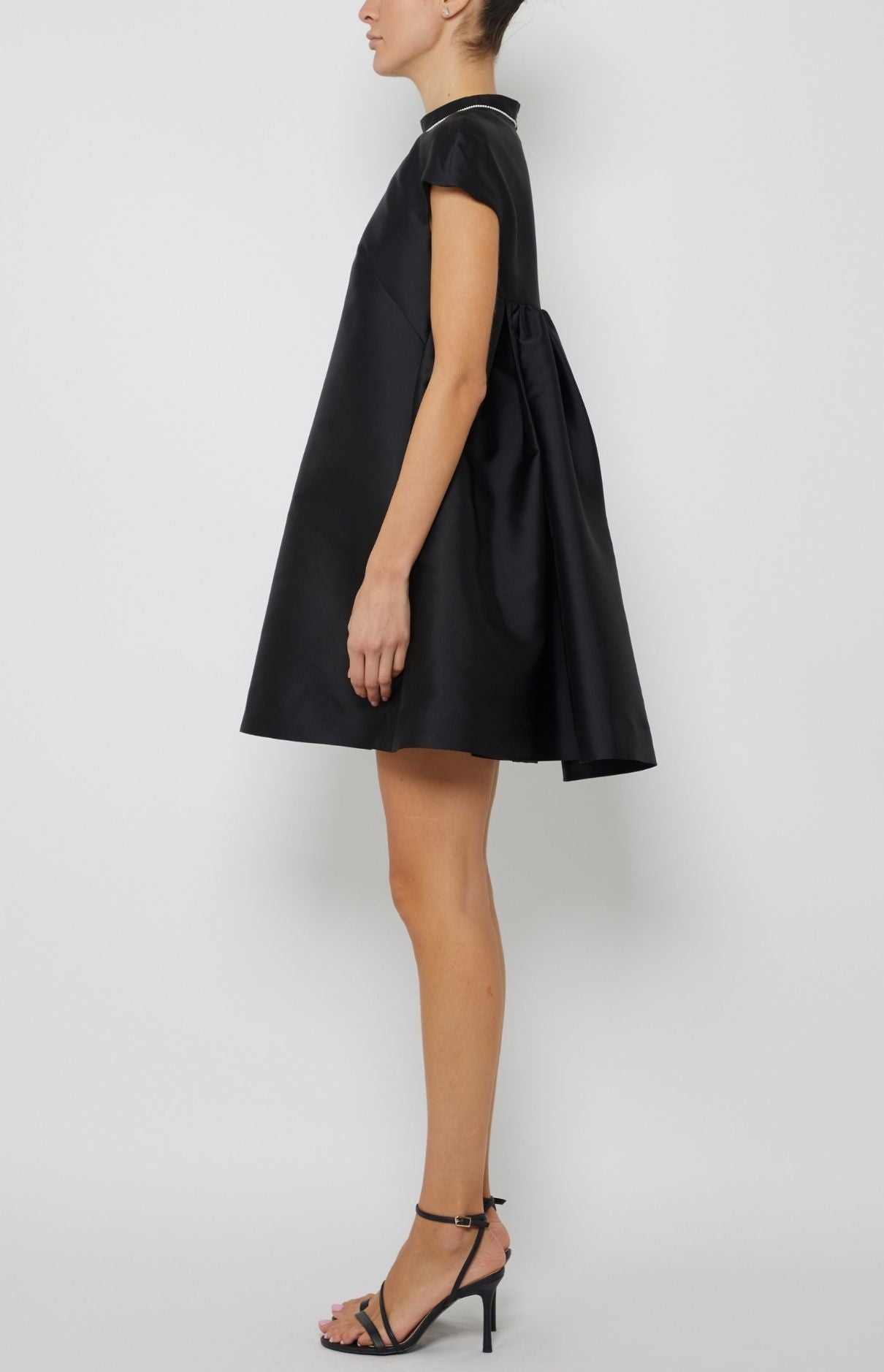 CAP SLEEVE DRESS WITH PLEATED BACK Black / 2