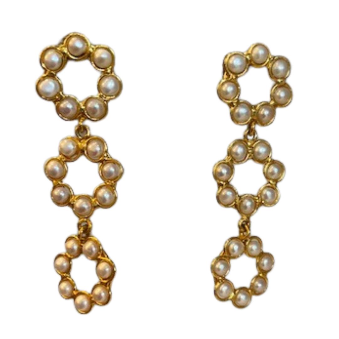 Marguerite Pearl Earrings