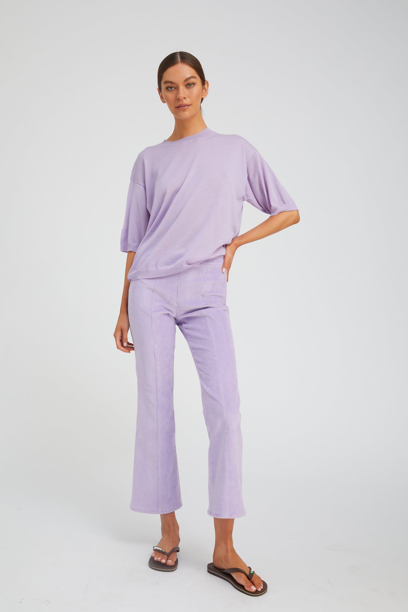 ANKLE FLARE W/ PRINCESS SEAM