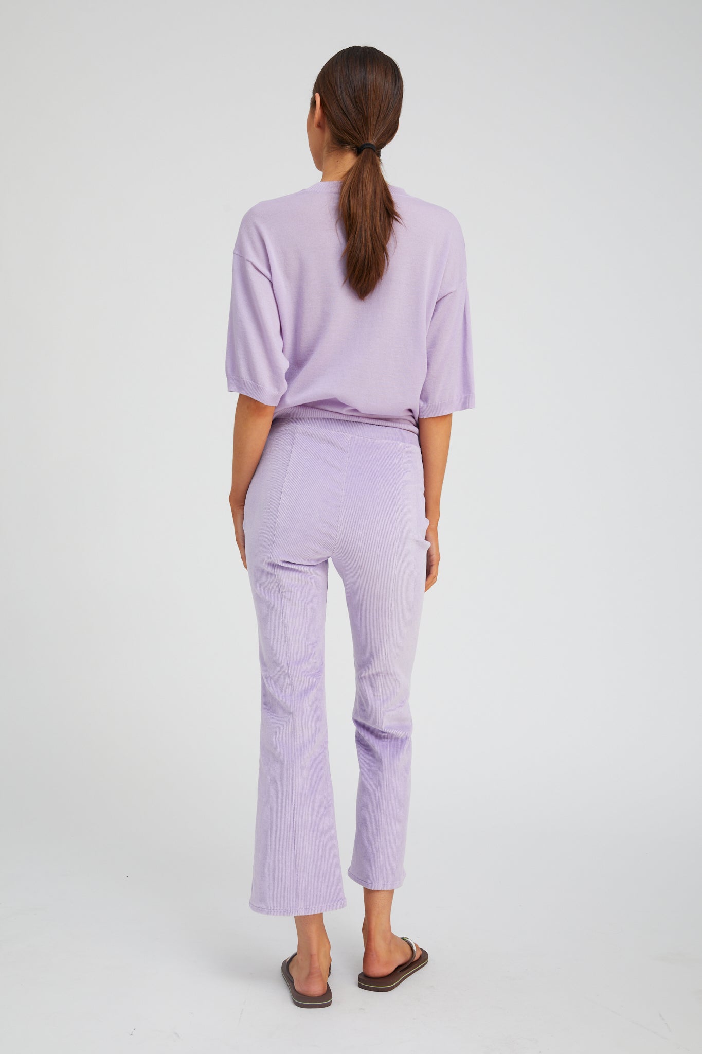 ANKLE FLARE W/ PRINCESS SEAM