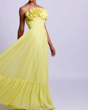 Load image into Gallery viewer, Pleated Strapless Maxi Dress