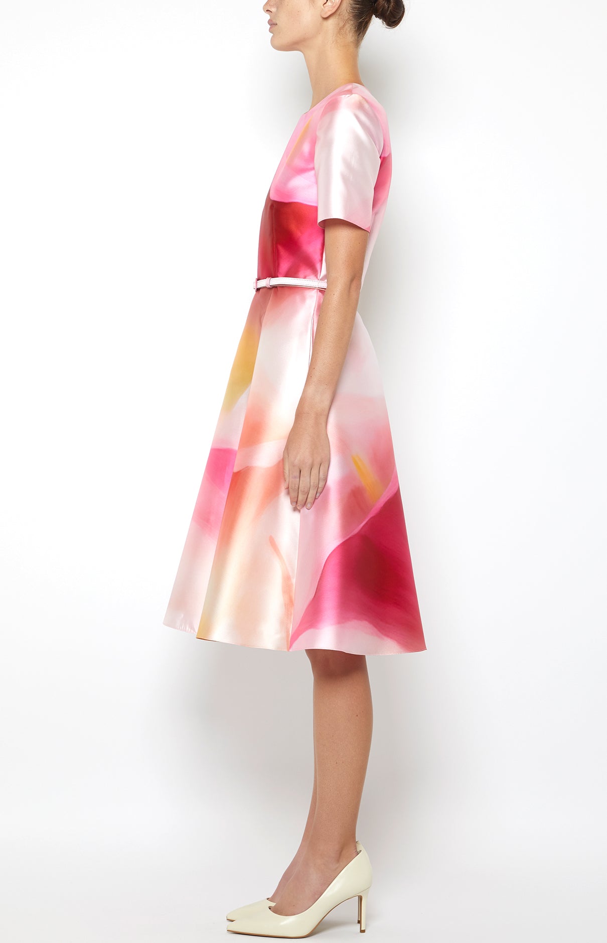 SHORT SLV KNEE LENGTH FIT & FLARE DRESS