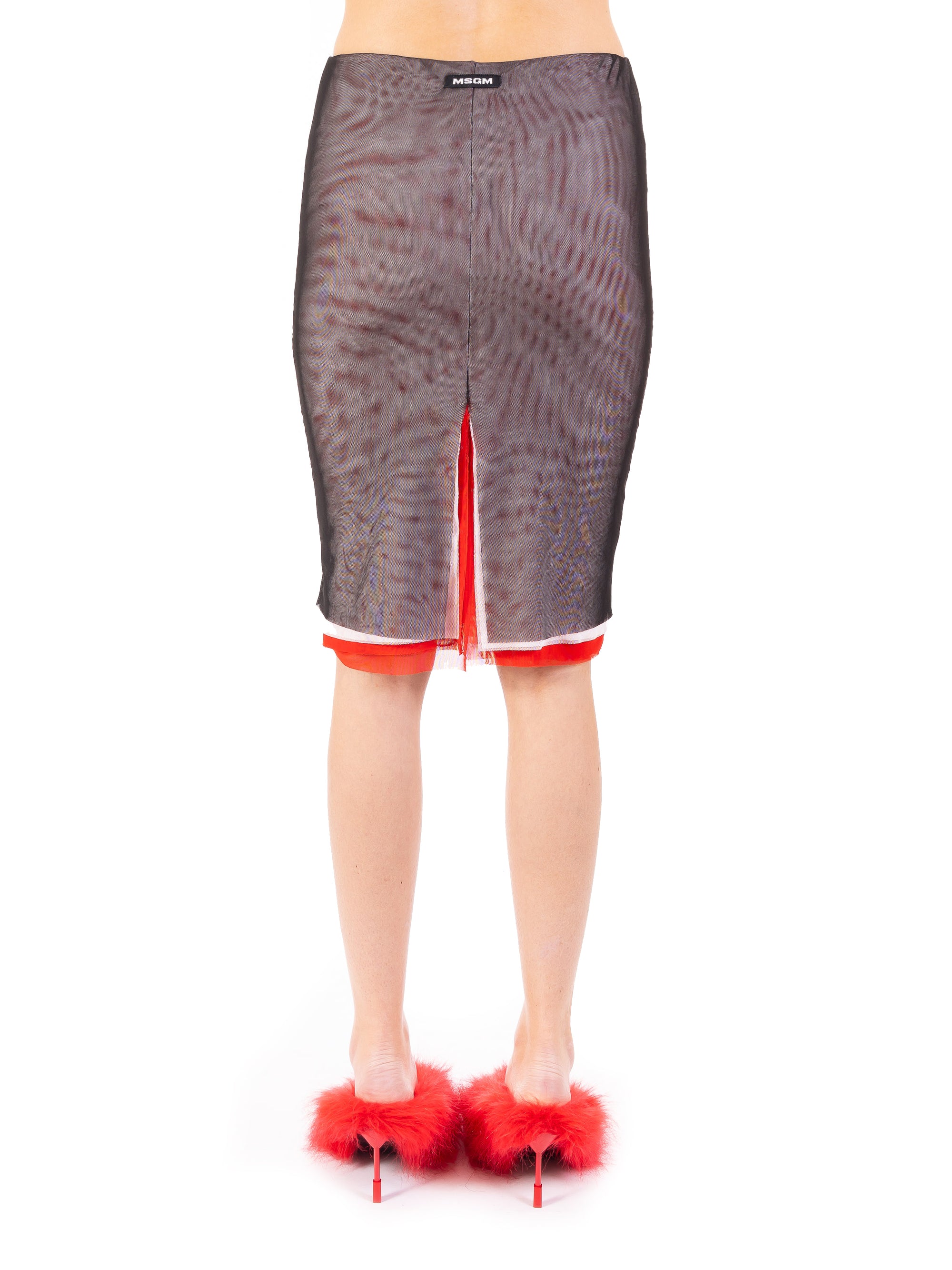 GONNA/SKIRT