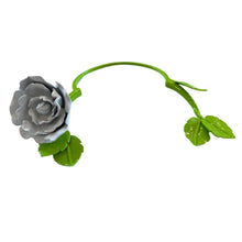 Load image into Gallery viewer, Flower and Leaves Necklace