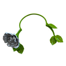 Load image into Gallery viewer, Flower and Leaves Necklace