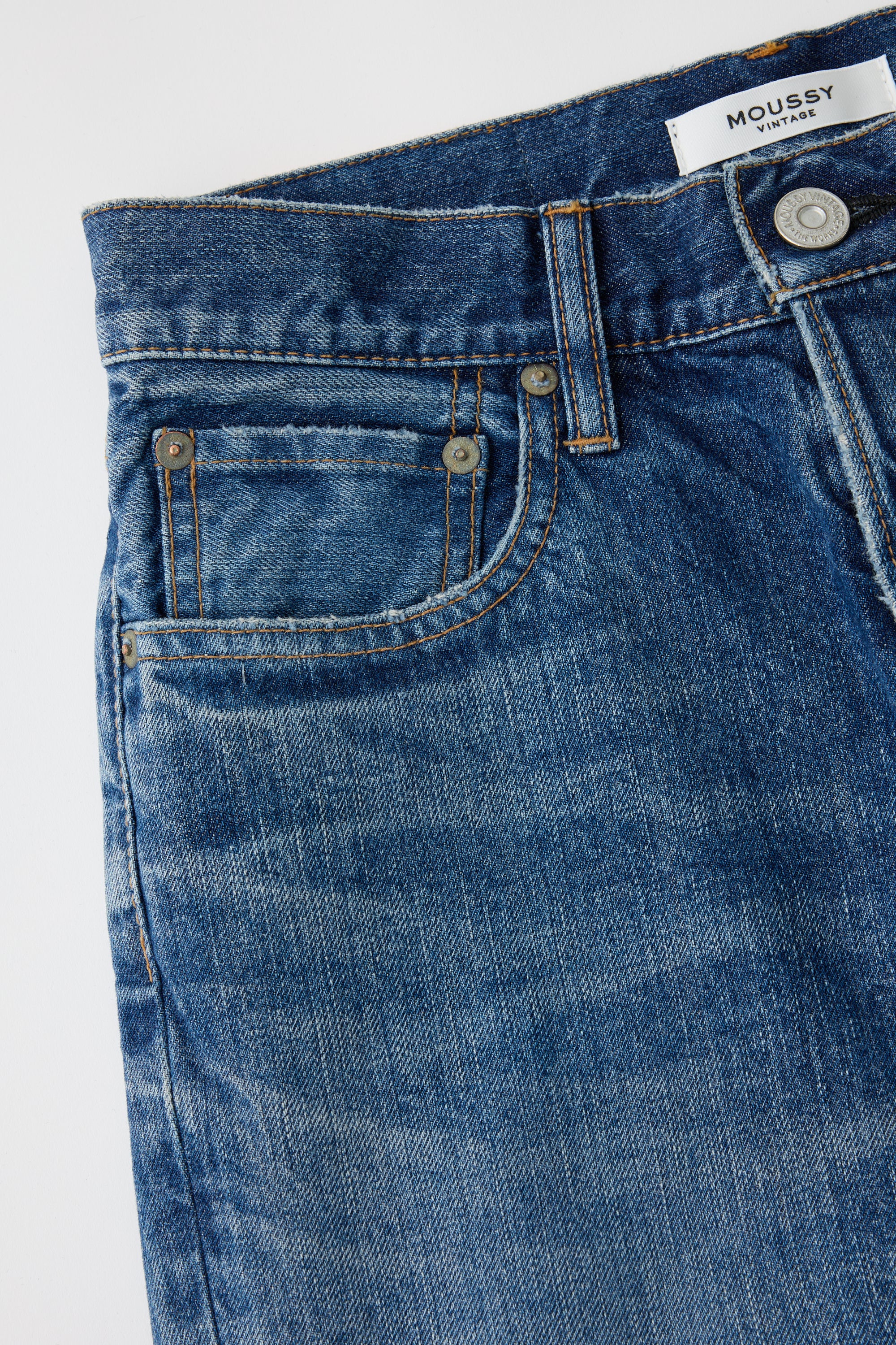 MV NEEDHAM STRAIGHT-LOW