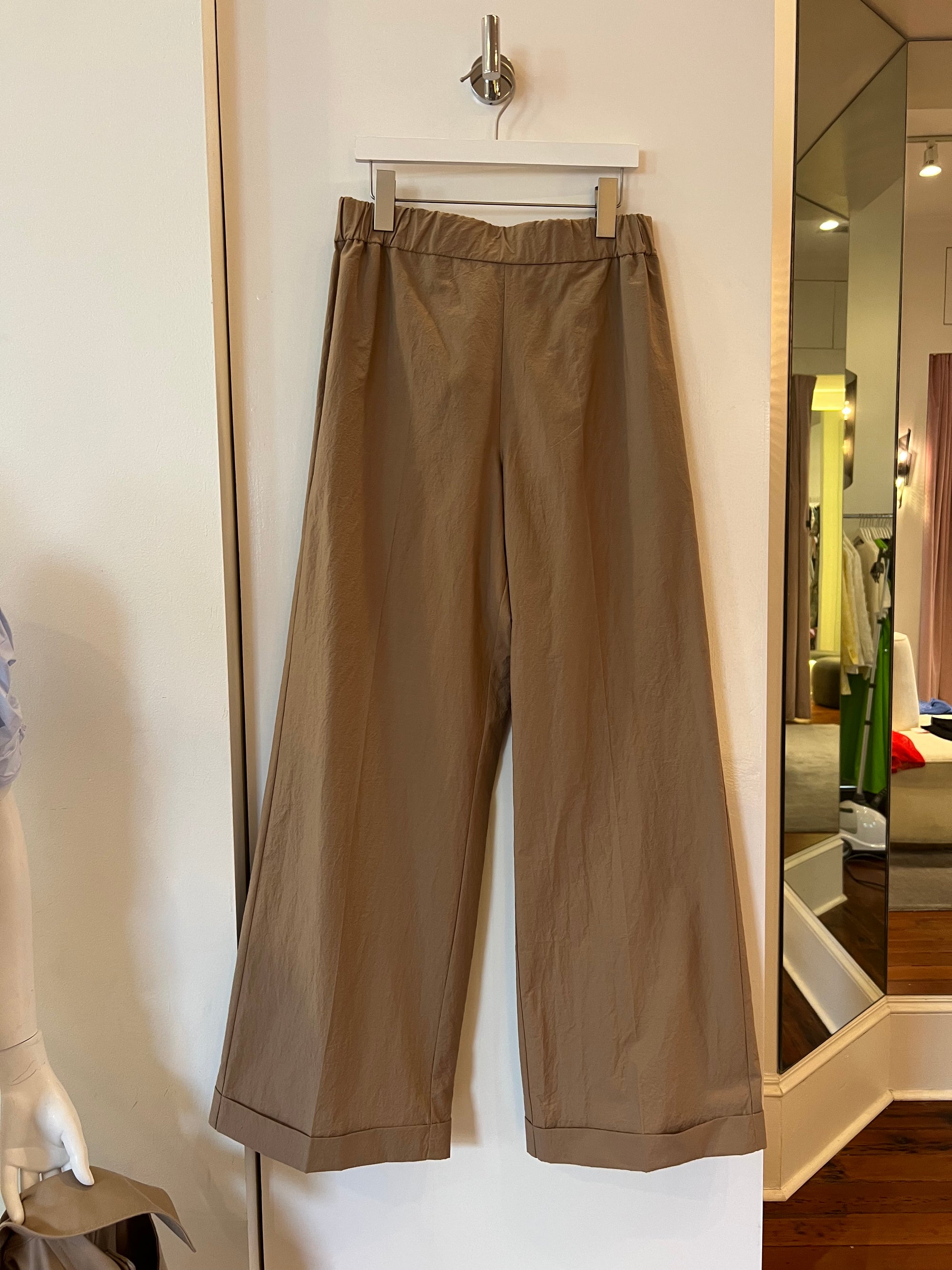 Camel Pants - Vestibilita A Gamba Larga