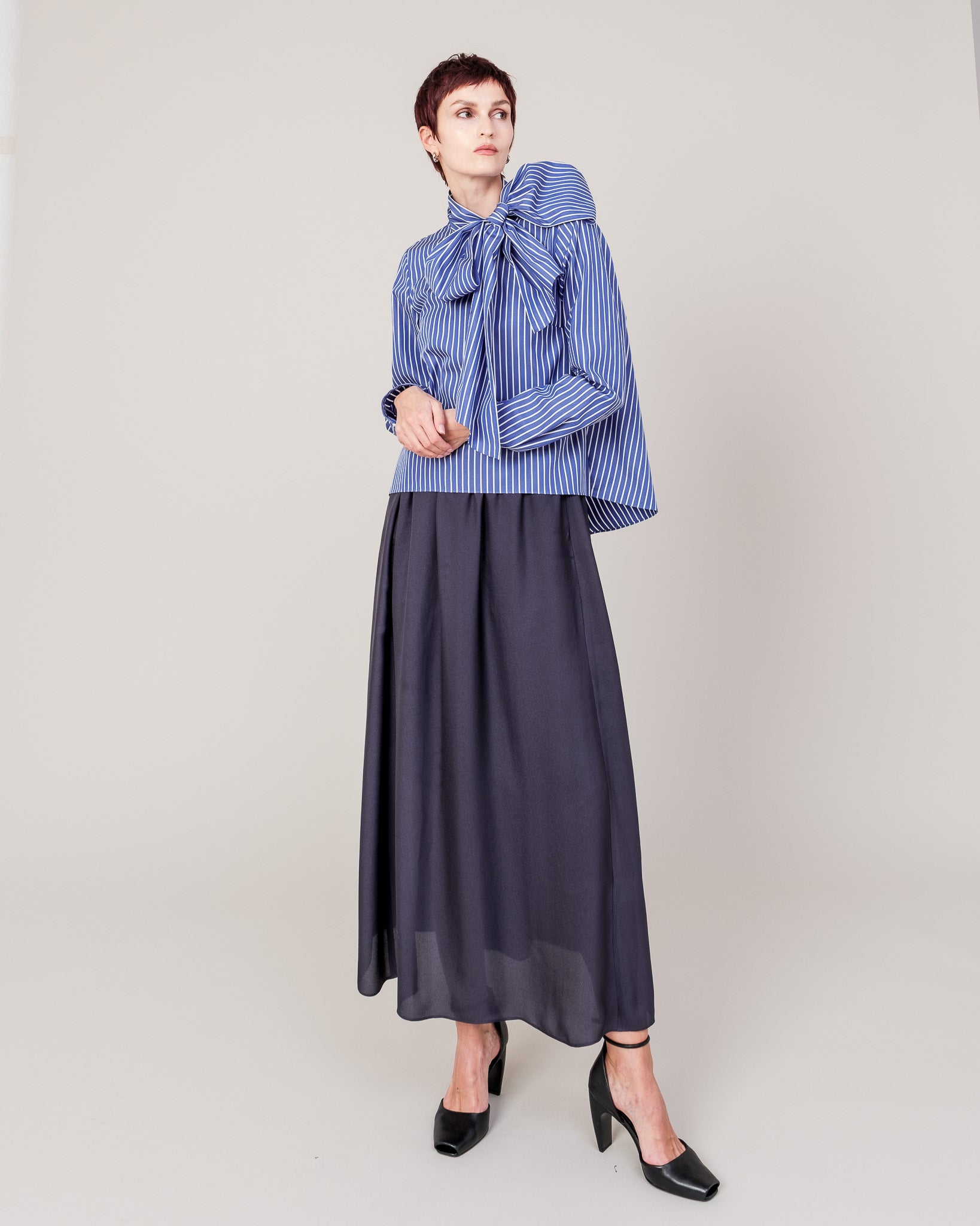 BIG BOWTIE BLOUSE