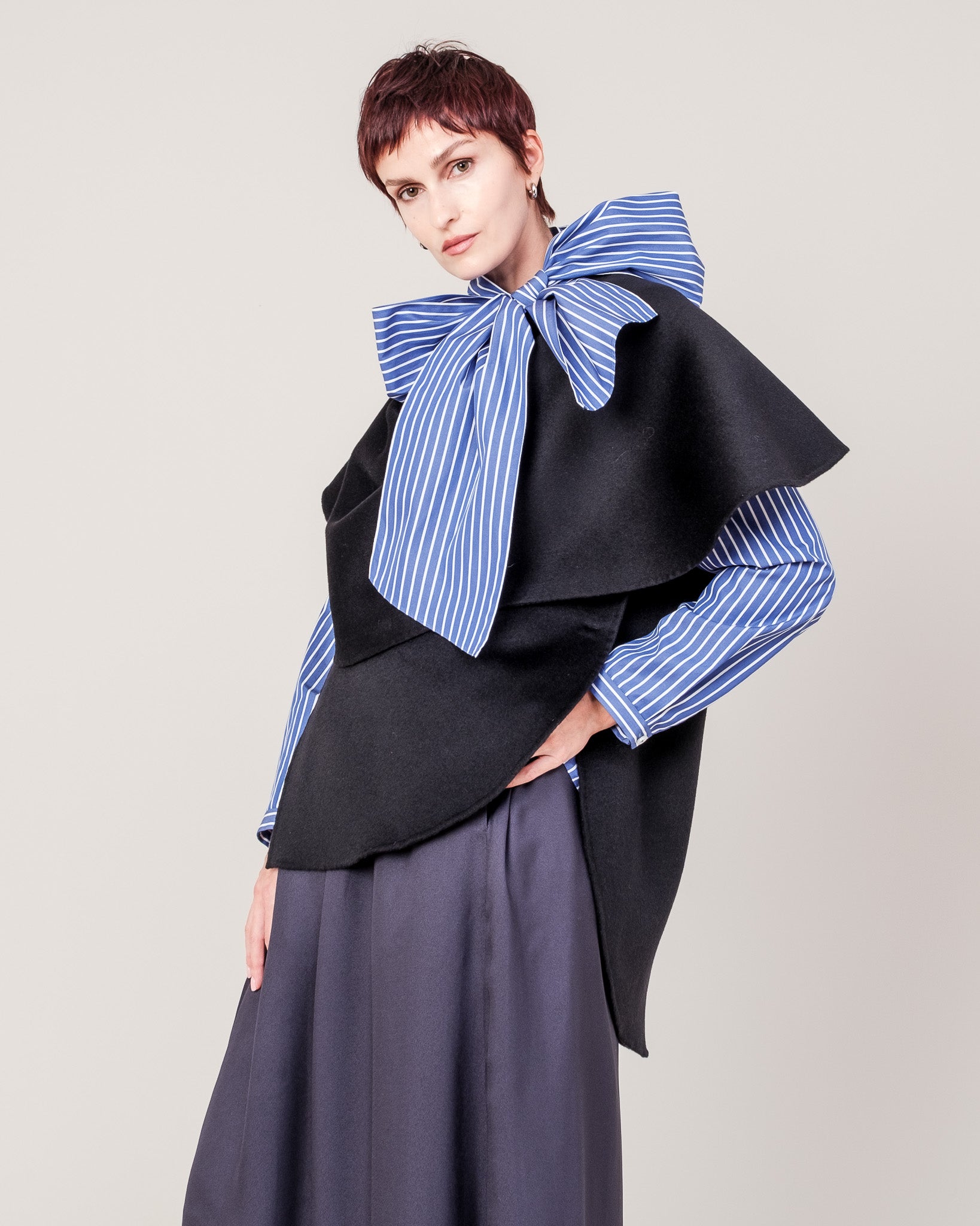 BIG BOWTIE BLOUSE