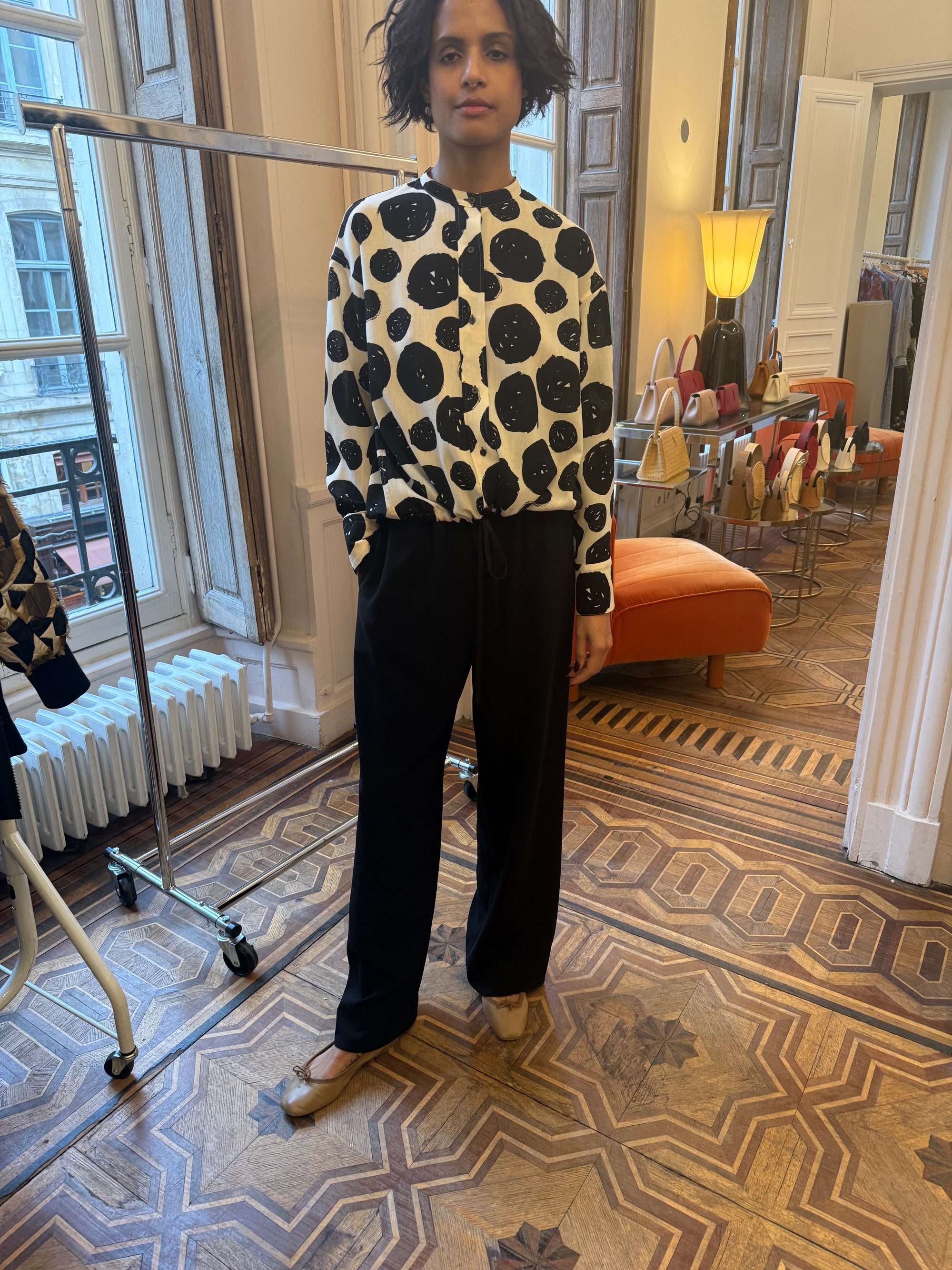 Dot print string shirt