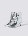 Saanvi Metallic Lthr Slvr Boot