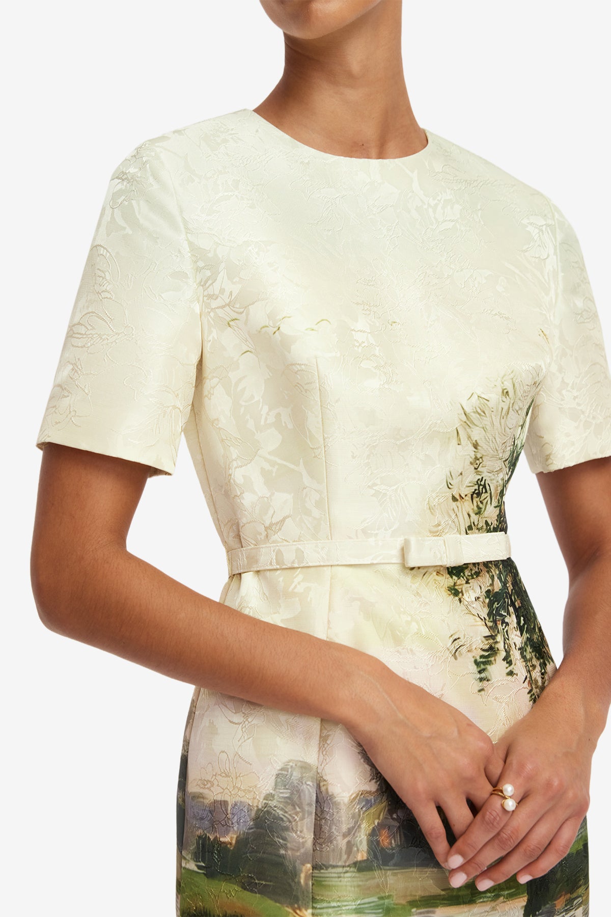 Elizabeth Jacquard Short Sleeve Midi Dress  - Serene Print