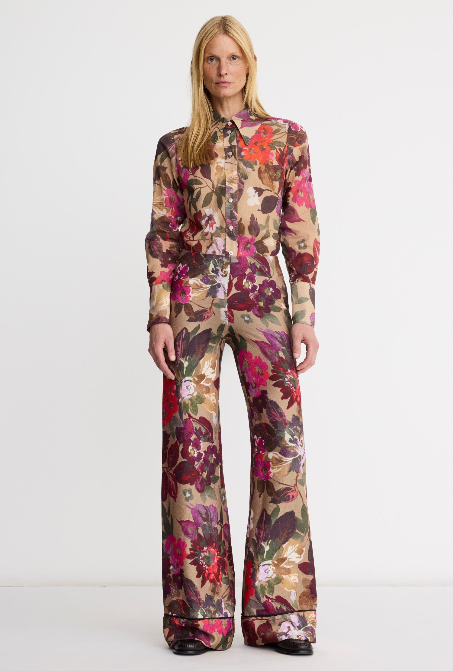 Point Collar Shirt
