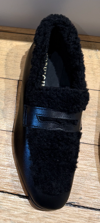 Essenziale Shearling and Leather Loafer
