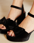 Black Velvet Bonnie Platform