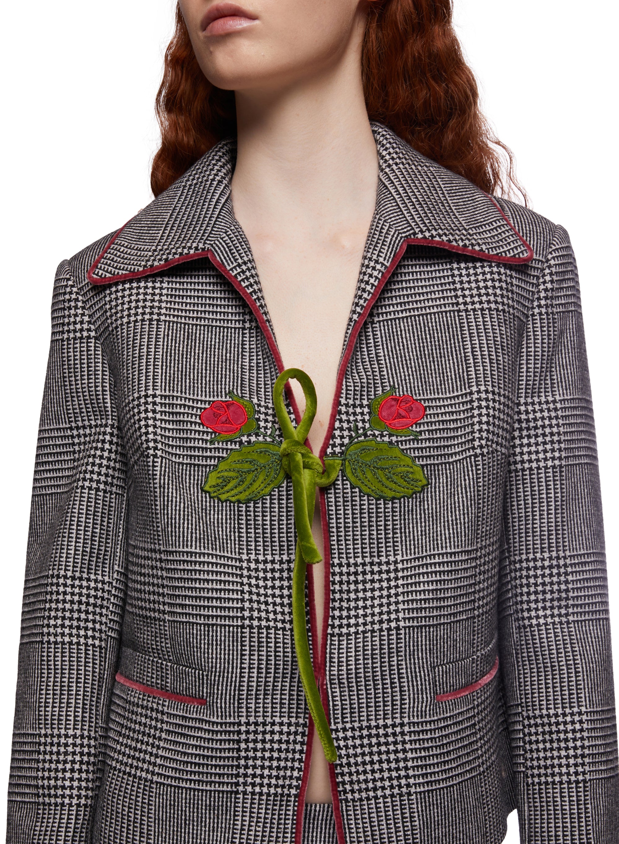 Boxi Jacket With Rose Frogging