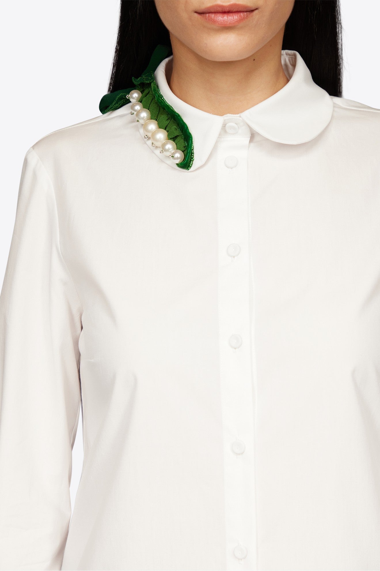 SLIM SHIRT WITH EMBROIDERY ON THE NECK